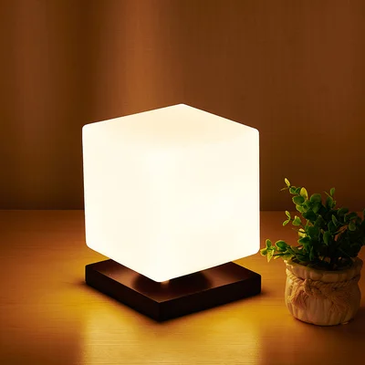 Goedkoop Moderne Eenvoudige Echt Hout Led Bureaulamp Studie Kantoor Leeslamp Kubus Suiker Glas Verstelbare Tafellamp Voor Slaapkamer ZM1026