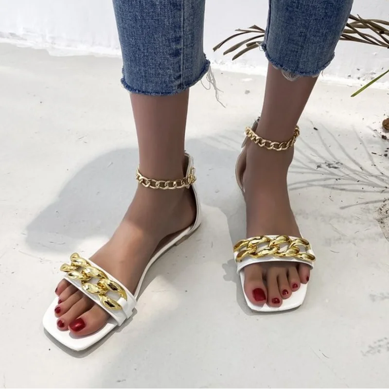 

Women's Sandals Metal Decoration Fashion Square Toe Sandals Outdoor Open Toe Flat Sandals Large Size Women's Lightweight Sandals
