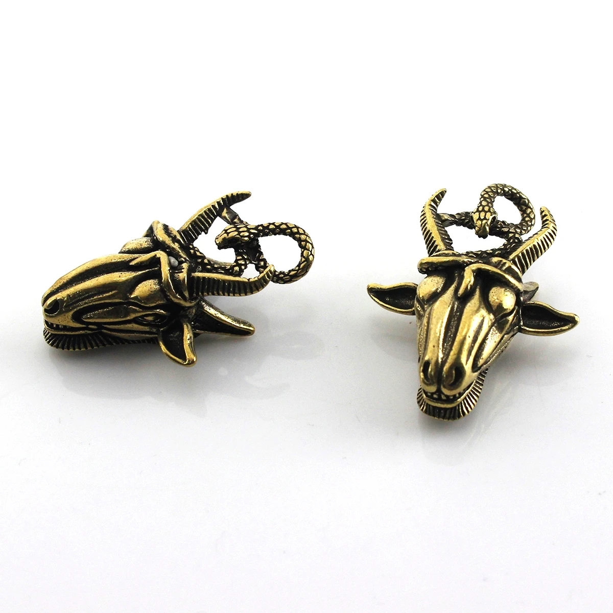 1 шт. латунная подвеска в виде головы овцы|Пряжки и крючки| |