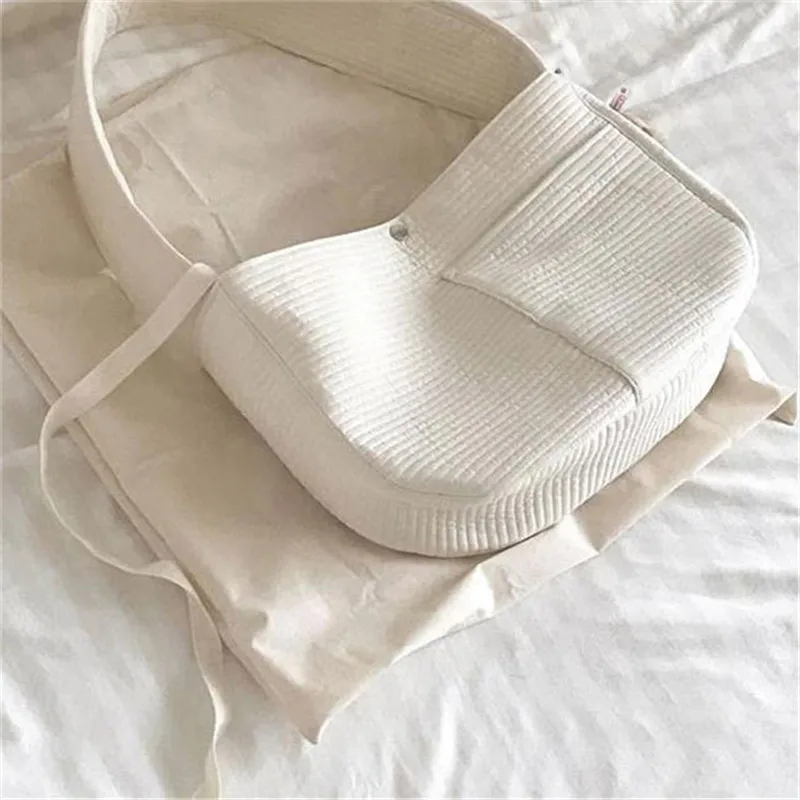 

Portable Pet Messenger Bag Kitten Puppy Shoulder Bag Handbag Comfortable Breathable Pet Outing Travel Supplies Perros Gatos