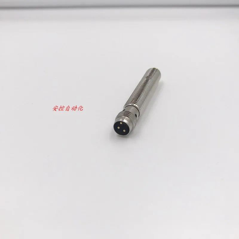 Индуктивный емкостный 3-проводной датчик приближения