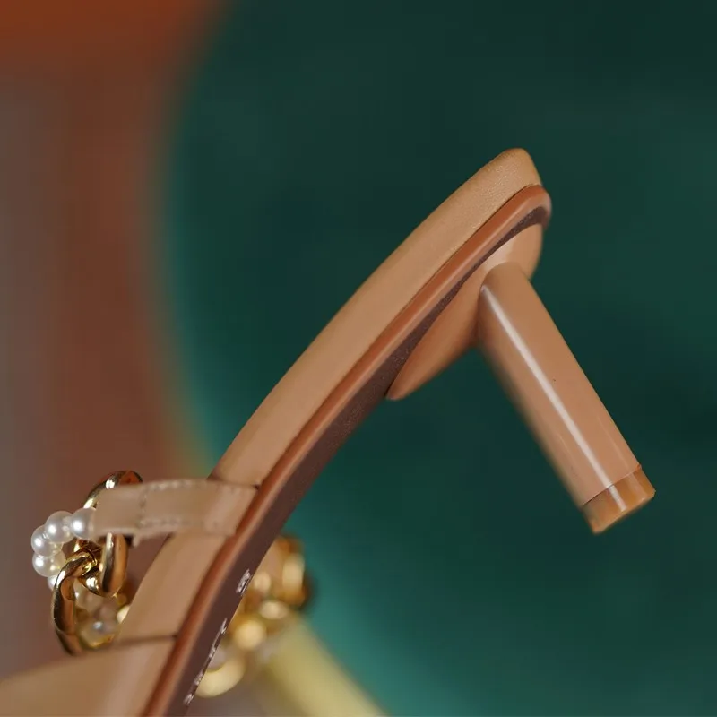 

Sexy Slippers Women Sandals High Heels Mules Retro Half Slippers Shoes Summer Real Leather Square Toe Pearls Chain Slides White