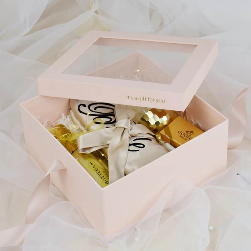 Квадратная подарочная картонная коробка в виде полумесяца для цветов подружки