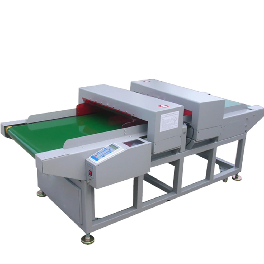 

Accurate needle metal detector for bag fabric processing