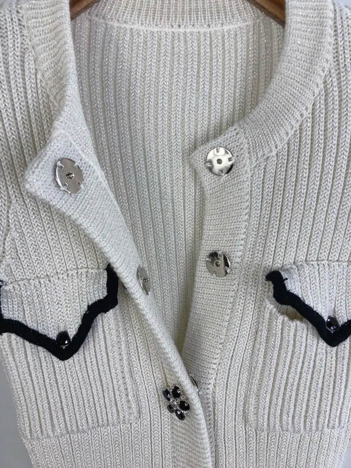 

High 2021SS Spring Quality Women Luxury Diamonds Button Knitted Long Sleeve Slim Dresses For Ladies 2 Color Ddxgz2 12.22
