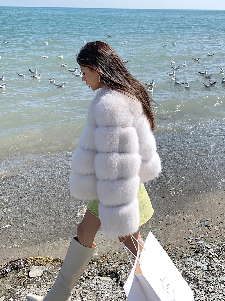 Women's Real Fox Fur Coat Round Collar Winter Fashion New High Quality Genuine Fox Fur Jacket Casual Woman Natural Fur Overcoats enlarge