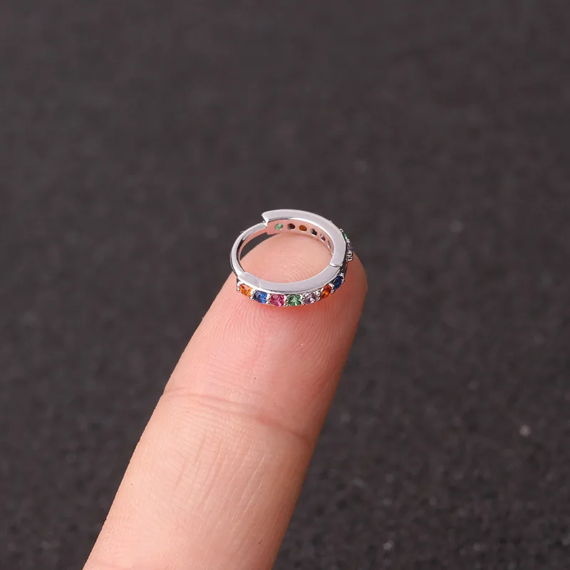 1 шт микс Размеры Мода простой маленький Micro Pave CZ серьги-обручи кости манжеты серьги милые 6/8/10 мм круги Медь обруч уха ювелирных изделий - Окраска металла: Silver Color