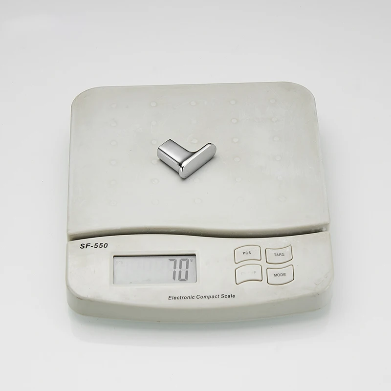 Золотистый односторонний крючок для кисти Твердый латунный пальто задней двери