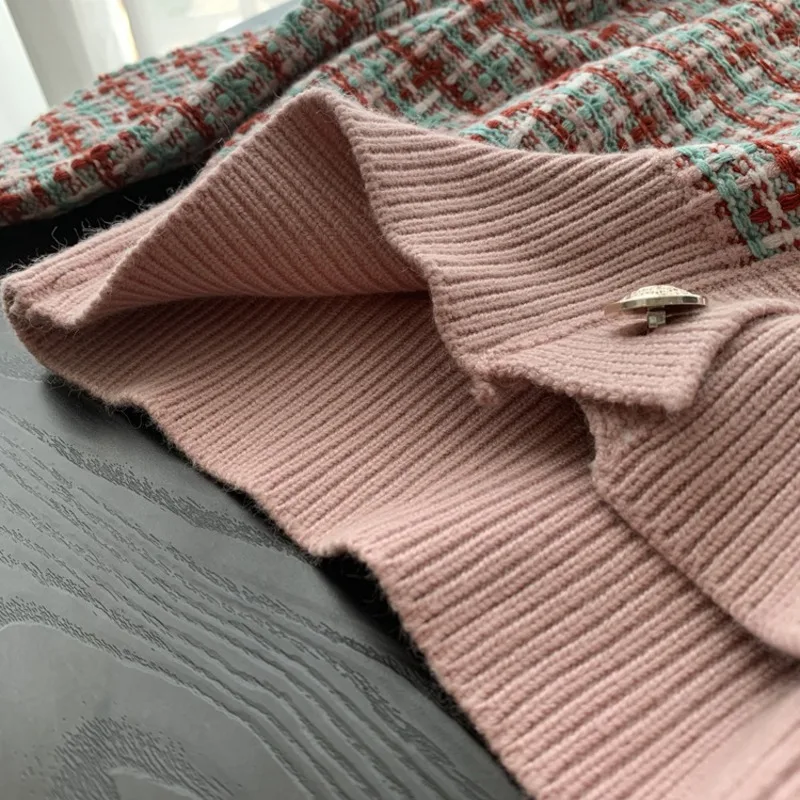 

PEONFLY Vintage 2020 Women's Sweaters Autumn Winter Casual Plaid V Neck Knitted Cardigans Elegant Single Breasted Loose Sweater