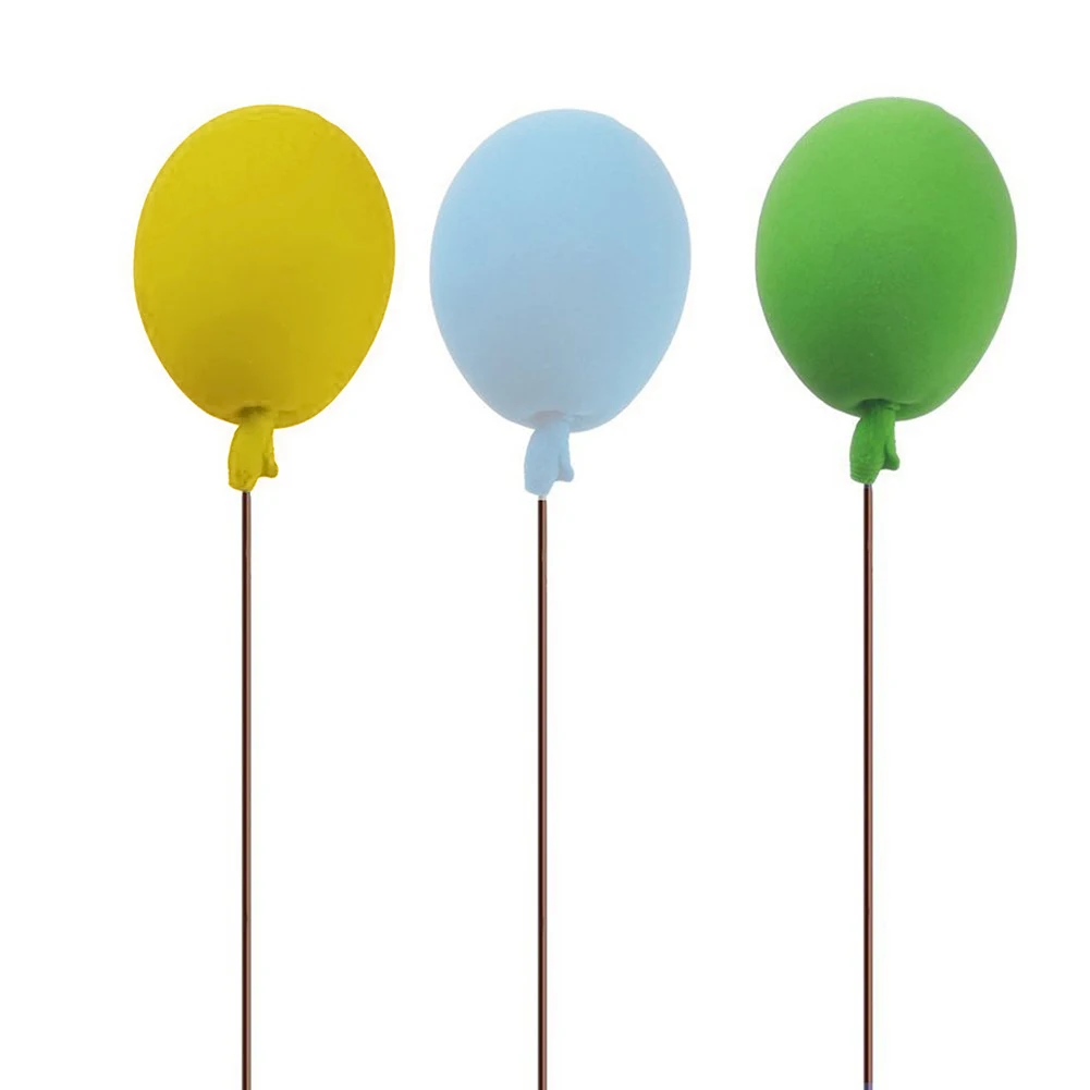 

8Pcs/Set Dolls Toys 1:12 Mini Model Toys Balloon Dollhouse Model Accessories Random Color Dollhouse Miniature