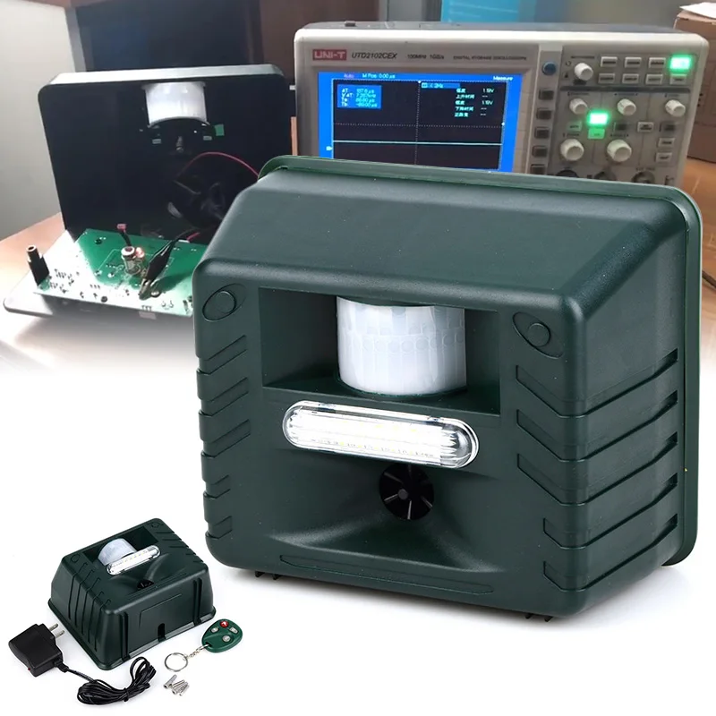 

Hot Ultrasonic Outdoor Animal Pest Repellent with Motion Detector 4 Key Remote for Garden Lawn D6