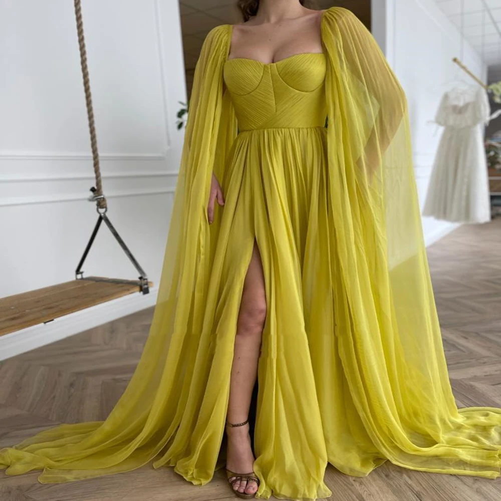 

Sweetheart Neckline Hang Up Long Sleeves Yellow Prom Dress with See Through Pearls Evening Dress