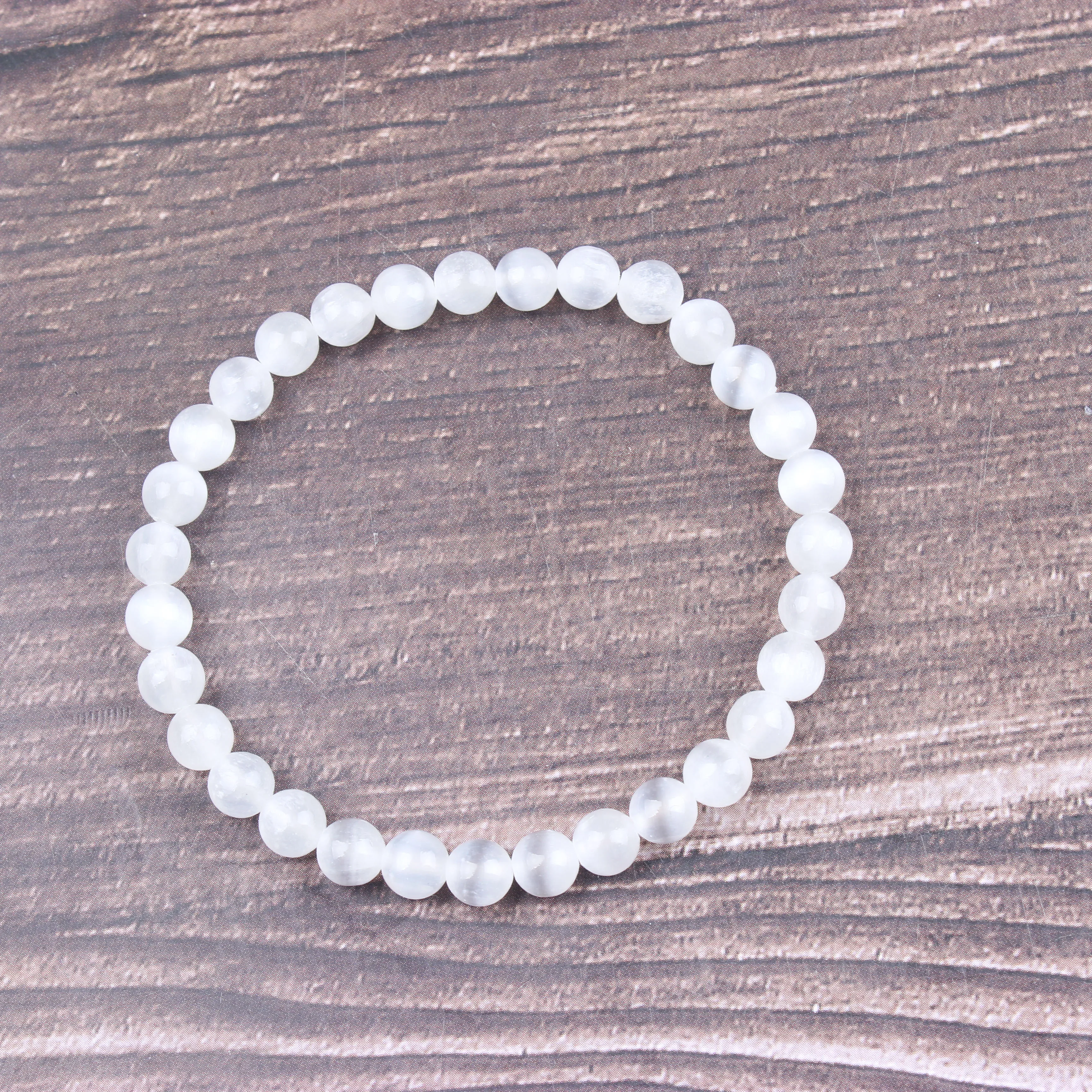

Fashion jewelry 6/8/10mm high grade hand string natural jewelry beads are suitable for men's and women's accessorie