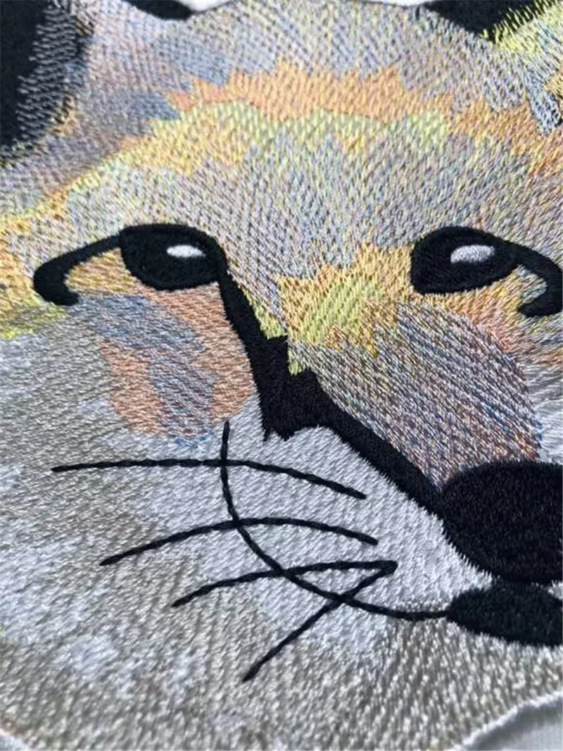 С нашивкой в виде мордочки лисы вышивка Maison KITSUNE для мужчин и женщин на каждый