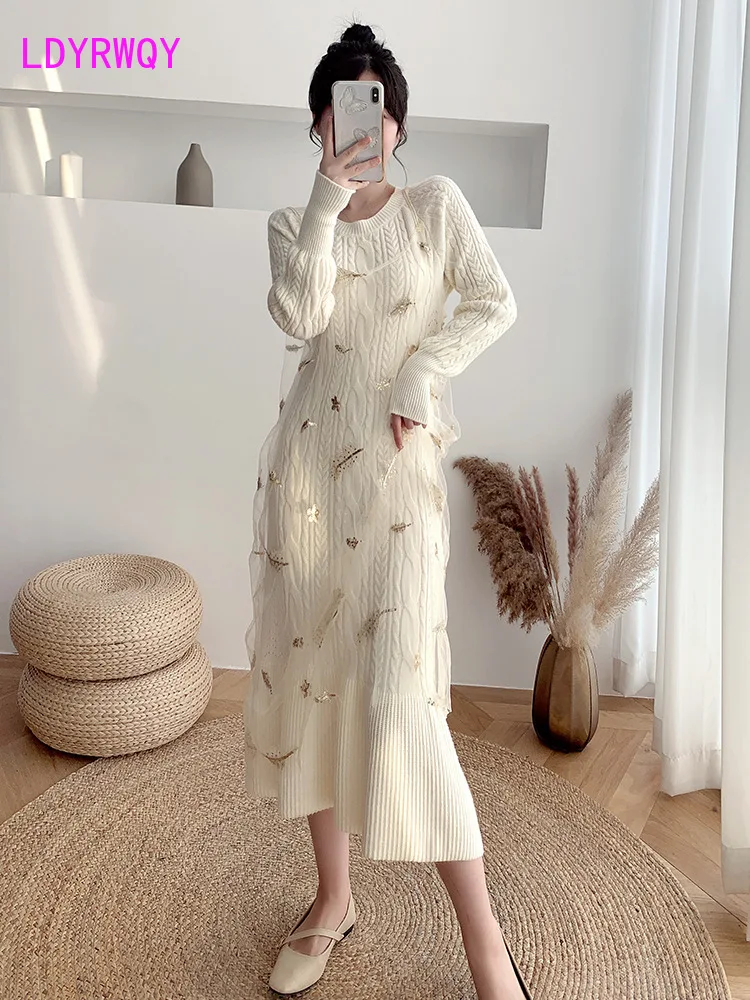 

2021 French base over the knee French retro autumn and winter dress