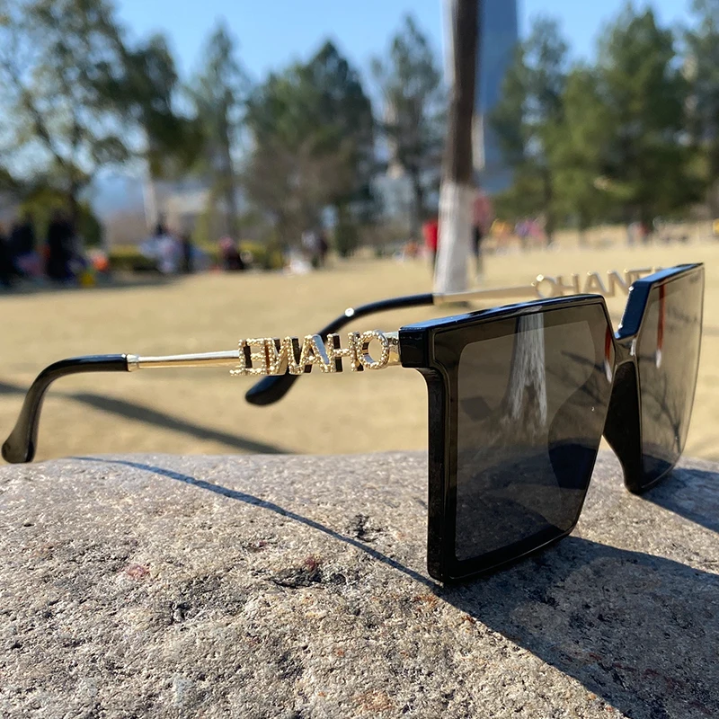

Square Sunglasses Women Fashion New Brand Vintage Shades Men Brand Design Luxury Sun Glasses UV400 Oversized Eyewear Female