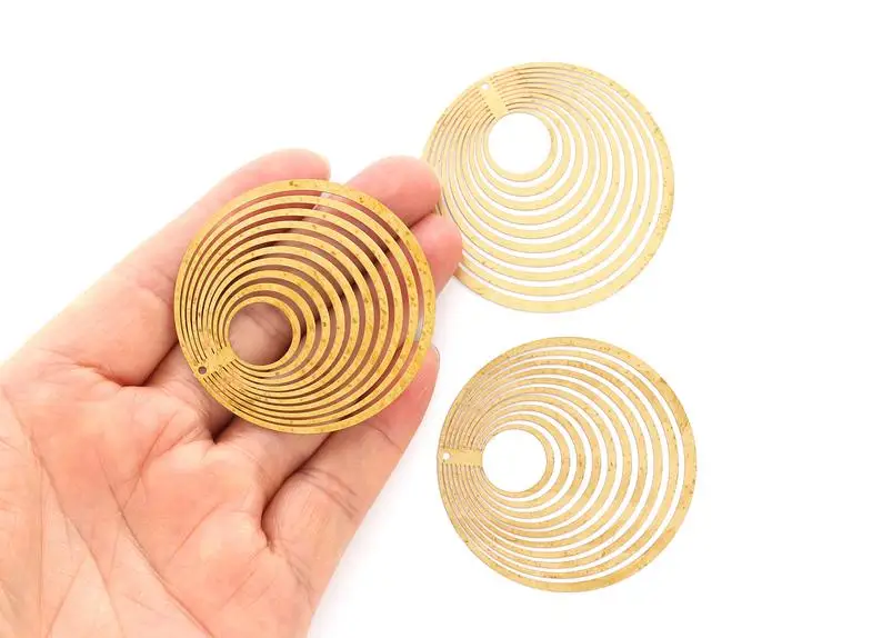 

Raw Brass Circular Shaped Earring Charms - Hallow Out Earring Charms - 6Pcs/Lot - 50x50x0.3mm- JJB3310