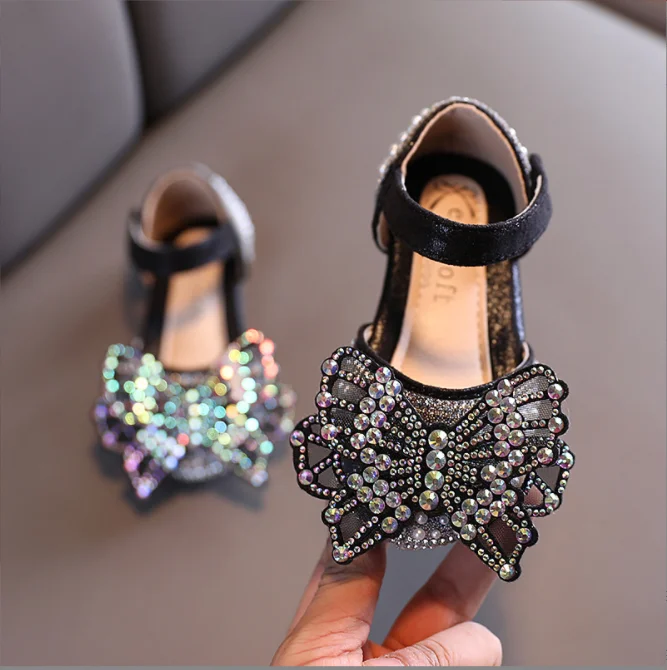 

Children Shoes 2022 New Girls Princess Leather Shoes Sequins Rhinestones Shining Girls Party Wedding Kids Shoes