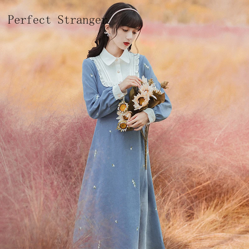 

2021 Autumn Winter New Arrival Hot Sale Turn Down Collar Long Sleeve Women Long Dress