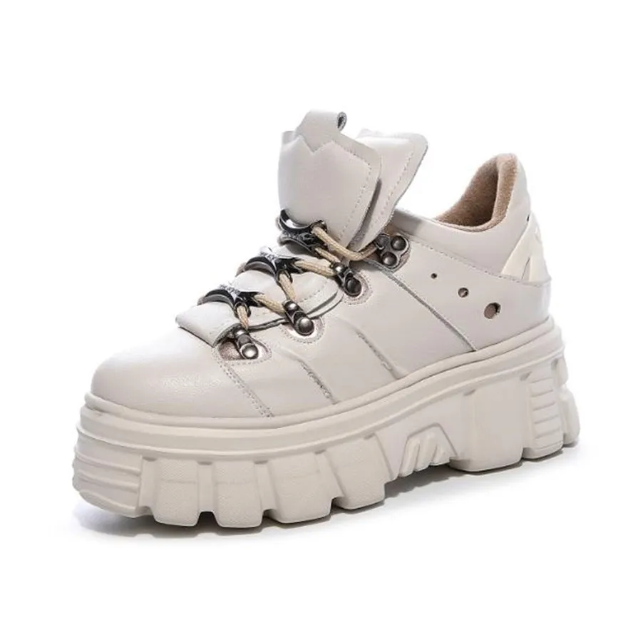 Женские кроссовки из натуральной кожи массивные на платформе с круглым носком