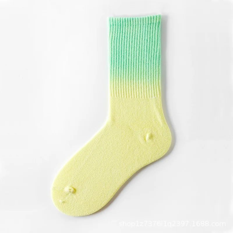 

Trendy Socks Dyeing Gradient Socks Tie Dye Basketball Sports Skateboard Couple Hip Hop Men's and Women's Socks