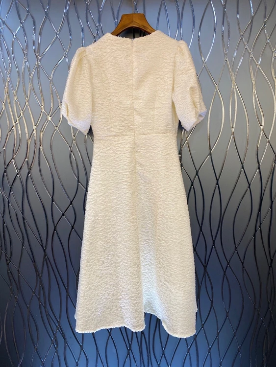 

2020 autumn and winter new fashion women's round neck back zipper decoration bubble short-sleeved slim dress 1217