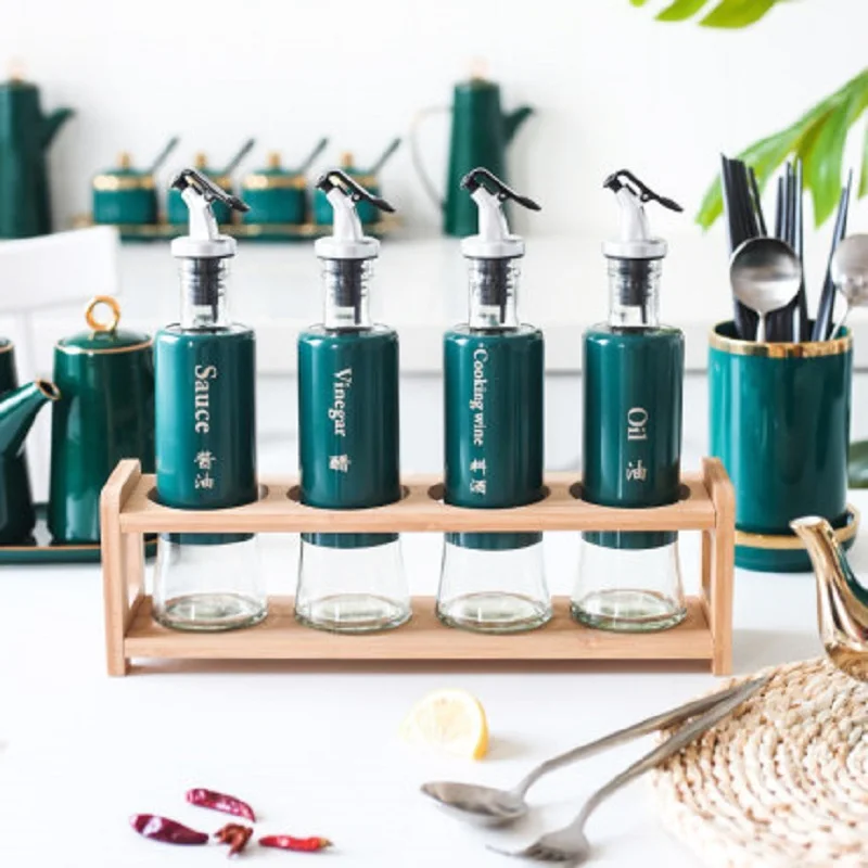 

300ml Olive Oil Sprayer Vinegar Bottles Can ABS Lock Plug Seal Leak-proof Food Grade Plastic Nozzle Sprayer Liquor Dispenser