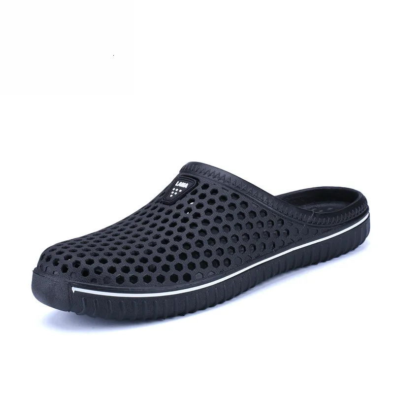 

Men Summer Shoes Sandals 2018 New Breathable Cool Water Beach Garden Shoes Men Seaside Sandals Light Soft Shoes Chaussure Homme