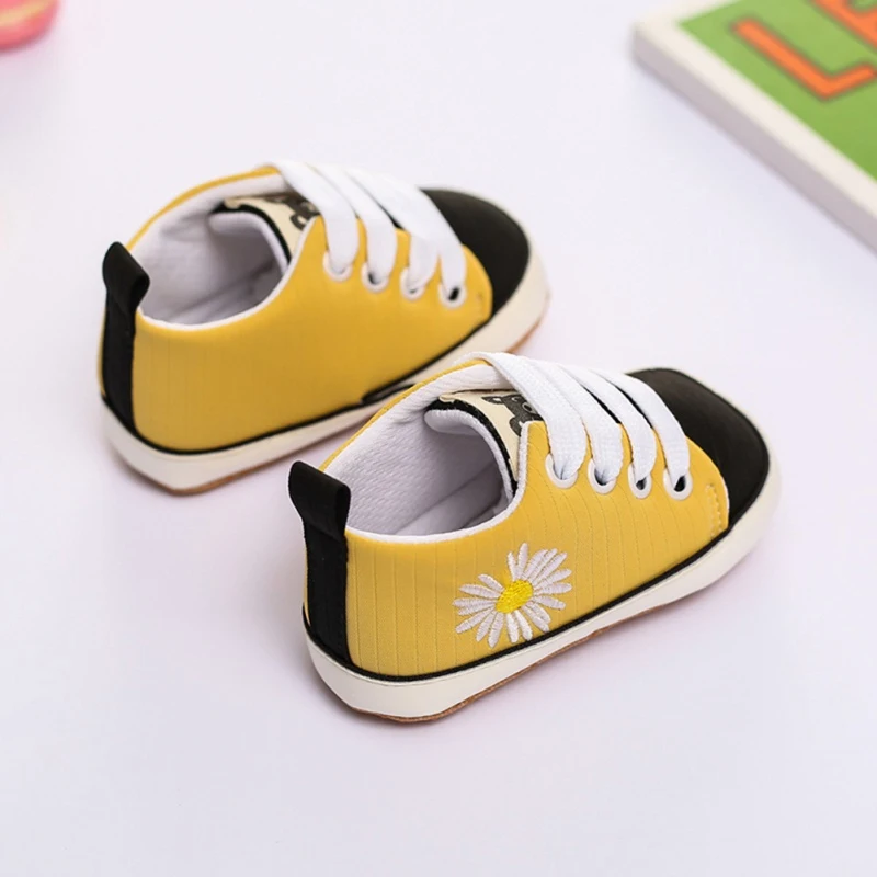 

Baby First Walkers Newborn Infant Baby Boy Girl Anti-slip Soft Sole Crib Shoes Newborn Sneakers Prewalkers 0-18M