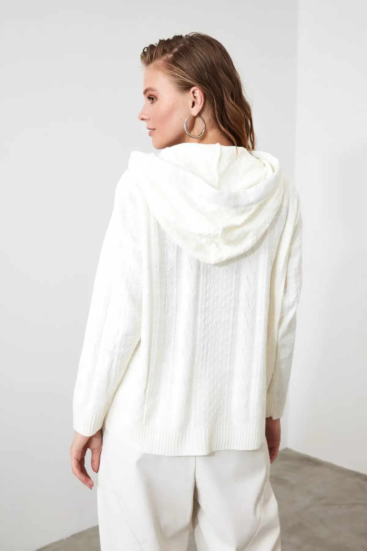

Trendyol Hooded Knitwear Sweater TWOAW21KZ0132