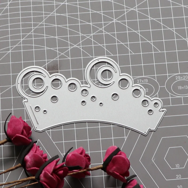 

Dots Bubble Crown Frame Metal Cutting Dies Stencil for DIY Scrapbooking Photo Album Embossing Paper Cards Die Cuts New 2022