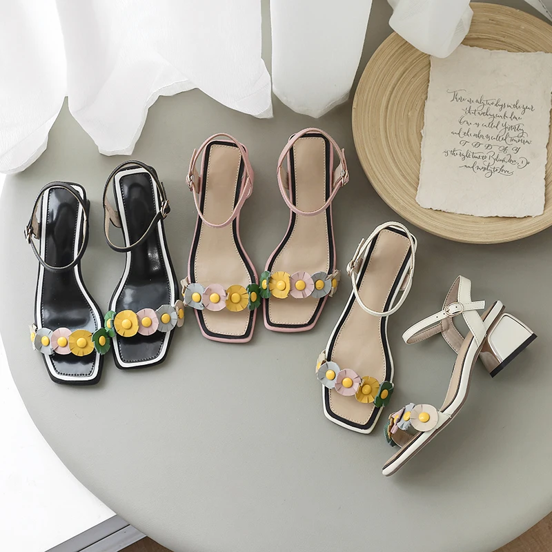 

ISNOM 2021 Women Sandals Square Toe Ladies Genuine Leather Sandals Bowtie Buckle Sandals Sweet Patchwork Summer Shoes