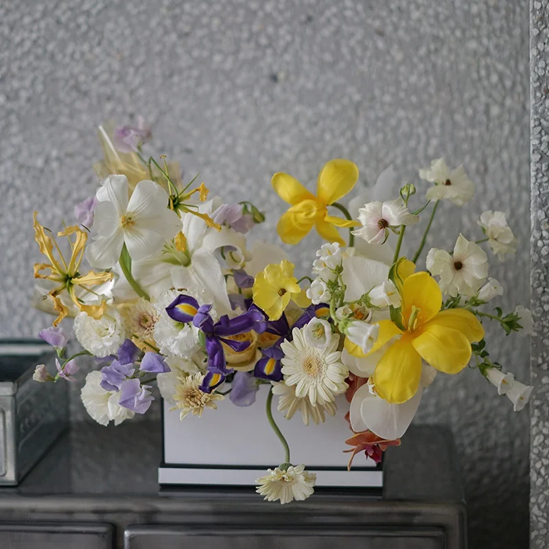 Квадратная коробка для хранения сюрпризов с крышкой букет цветов упаковочная