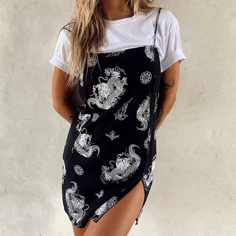 

Sexy Dragon Dress Women Vintage Print High Waist Halter Dress with Side Slits 2020 Fashion Woman Party Night Plus Size Black