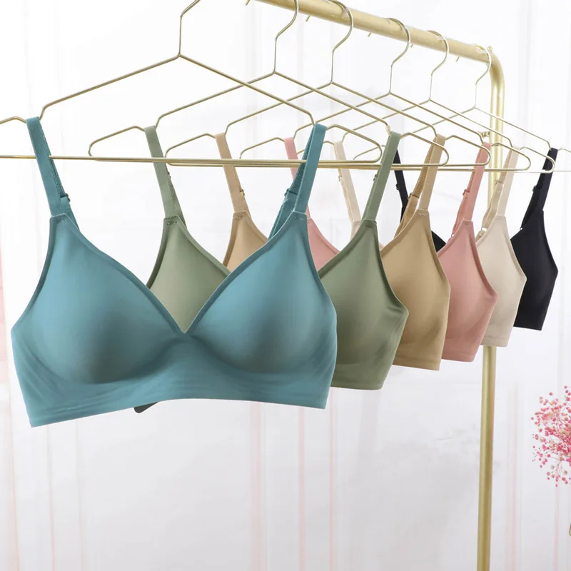 

Women's Seamless Underwear Push Up Bra Top Sexy Bras without Frame Thin Unwired Bralette Brassiere Soft Comfort Lingerie Deep V