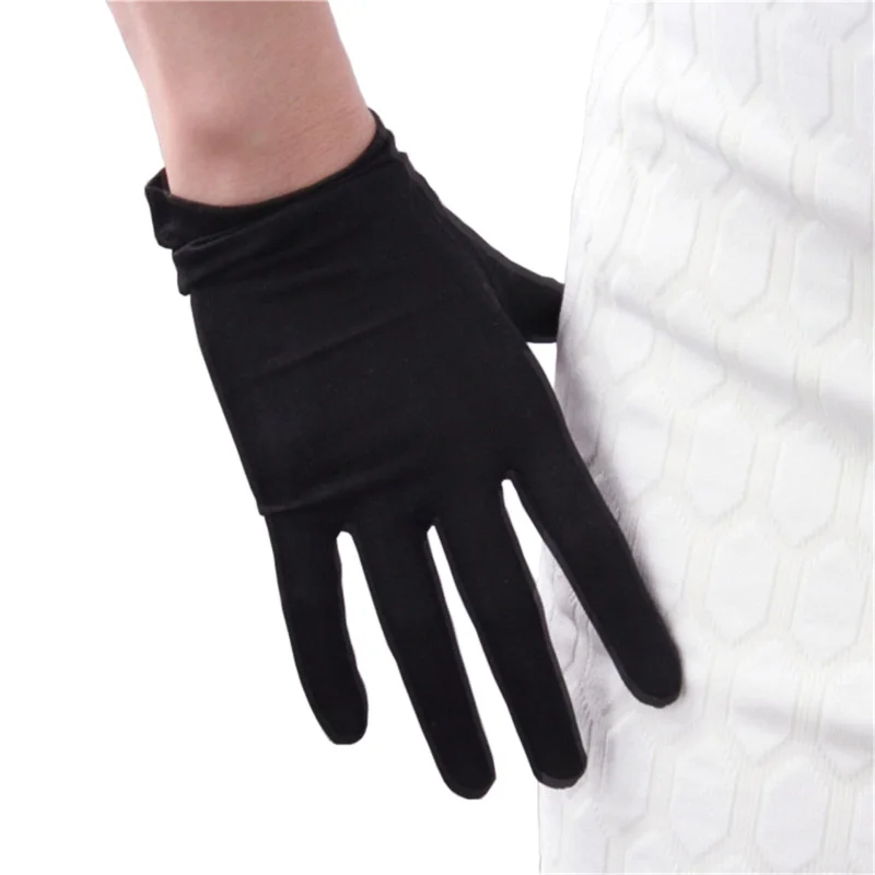 

Silk Gloves 23cm Natural Silkworm Silk Elastic Sunscreen Beauty Short Style Women Black Touchscreen Bride Gloves WZS02
