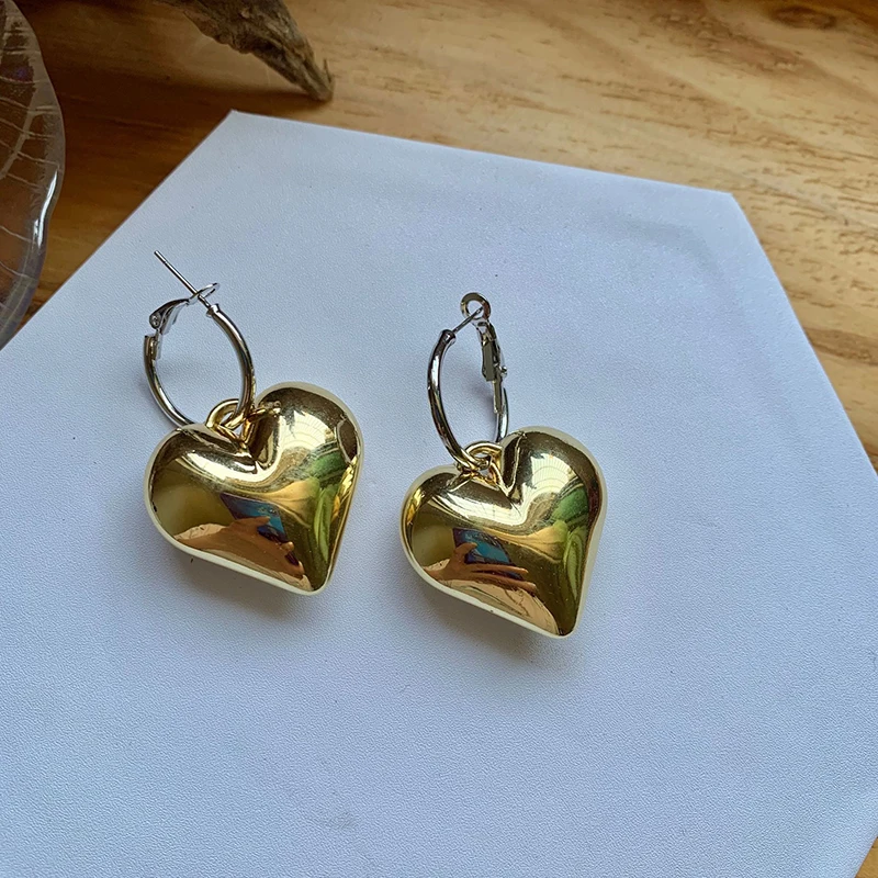 Сердце золотистого цвета 3D узор болтается винтажный геометрический эффектный