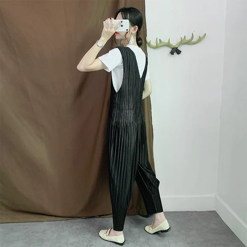 

2020 New Autumn Fashion Women Clothes Vintage Pleated V-neck Sleeveless Zippers Wide Leg Pants Jumpsuit U405
