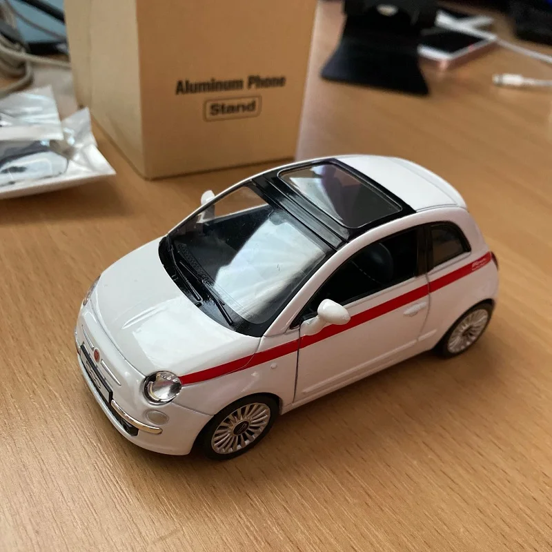 Детские игрушки Fiat 500 подарок для мальчиков высокая имитация изысканные дикасты