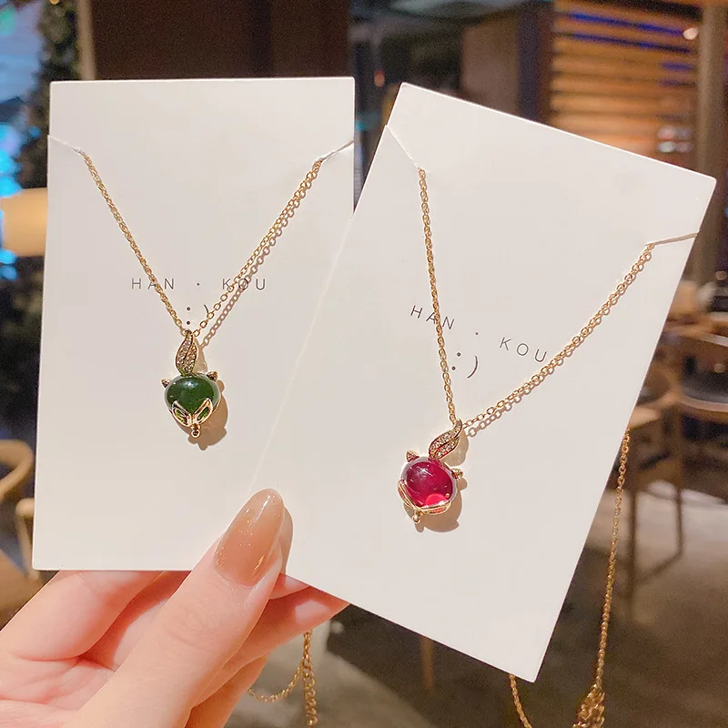 

New stylish web celebrity titanium steel collarbone chain fox micro opal pendant INS cold breeze necklace
