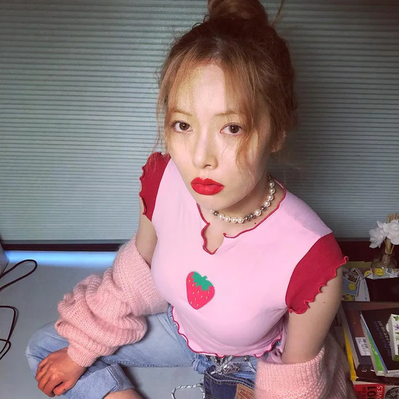 Женские топы с оборками и принтом клубники повседневные тонкие футболки уличная