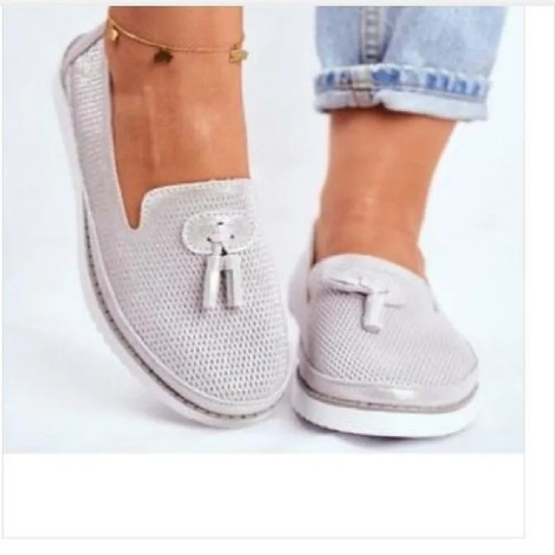 

LLOGAI Women Shoes Solid Color Round Toe Light white Comfortable Breathable Flat Heel Casual Shoes Women Sneakers Shoes Size 43