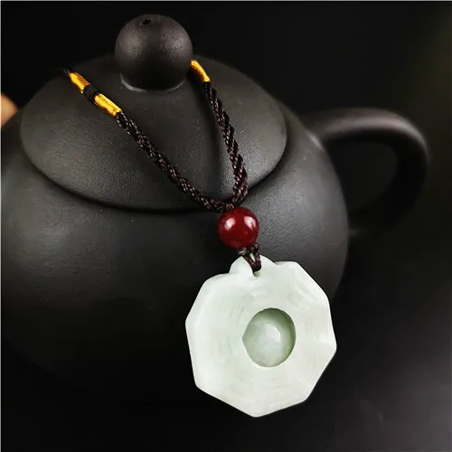 Натуральный изумруд подвеска в виде Сплетницы Тай Чи из нефрита ожерелье с