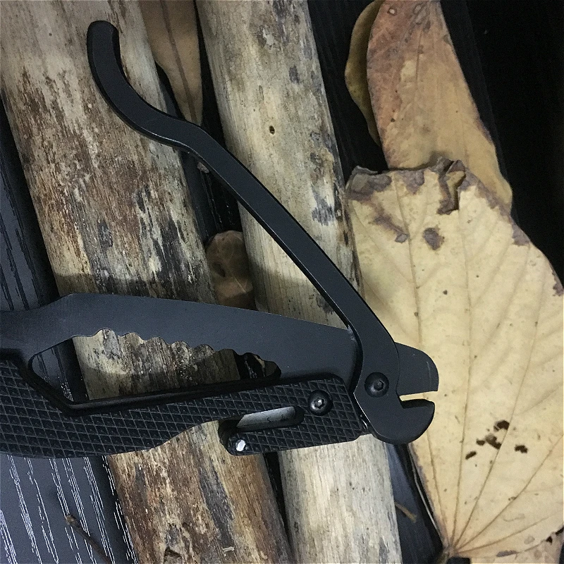 The United States multi-function tactical folding knife straight SR018 with forceps scissors grip | Дом и сад
