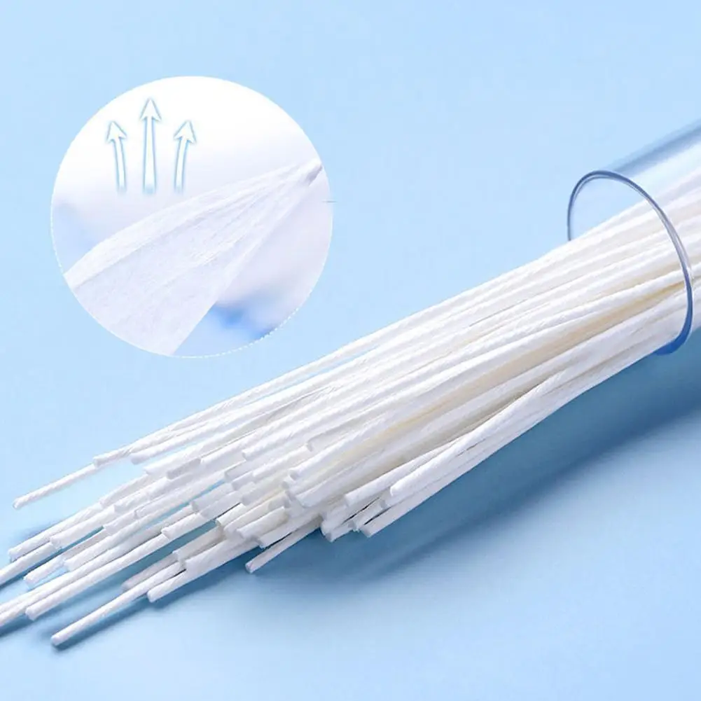 

70pcs Ear Hole Wire 15ml Cleaning Solution The Ear Wire Cleaning A One-Time Cleaners Descaling Ear Line Wash Cleaning Ear Hole