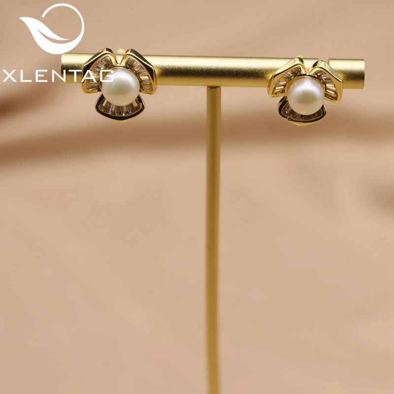 

Xlentag Brass Gold-Plated Three-Dimensional Petal Freshwater Pearl Earrings Women'S Wedding Engagement Products Jewelry Ge1099