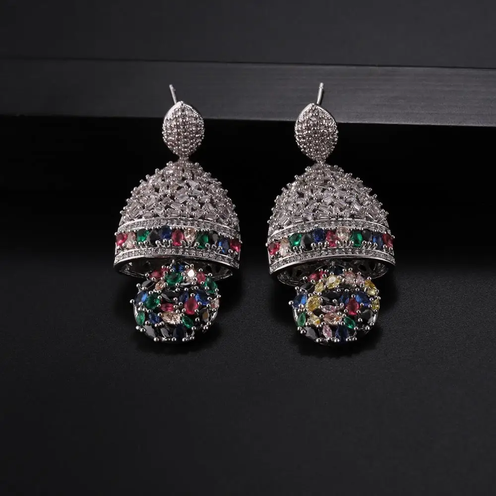 

European and American high-end earrings female exaggerated three-dimensional hollow earrings earrings gorgeous party accessories