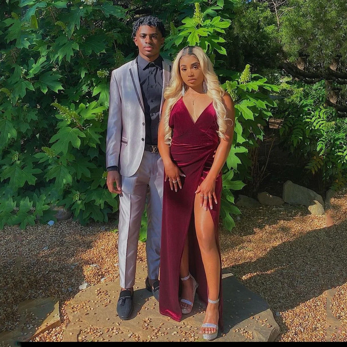 

Бордовый Простые Длинные Выпускные платья Русалка на тонких бретелях с v-образным вырезом и Разделение пол Длина размера плюс для женщин ко...