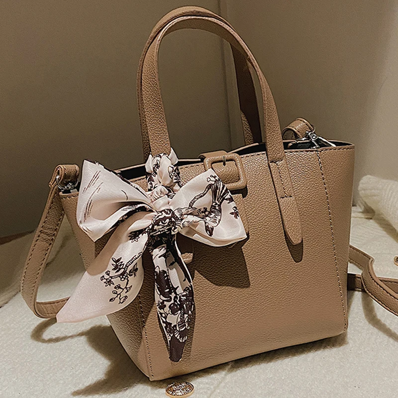 

2021 Женский Повседневный Шелковый шарф с бантом, сумка из искусственной кожи высокого качества, женская дизайнерская сумка через плечо с узо...