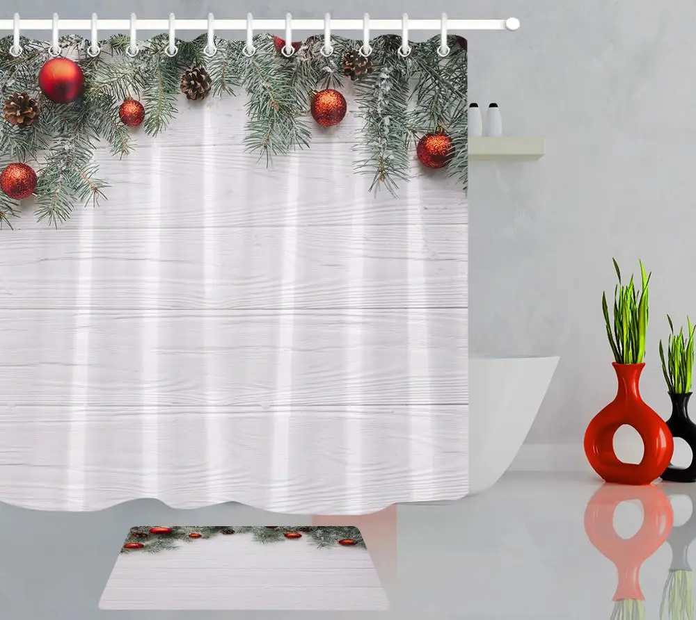 Красные рождественские шары зеленая ветка белая деревянная занавеска для душа